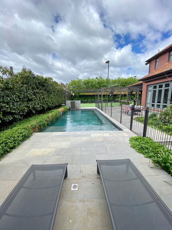 Malvern Resort (Heated Pool)