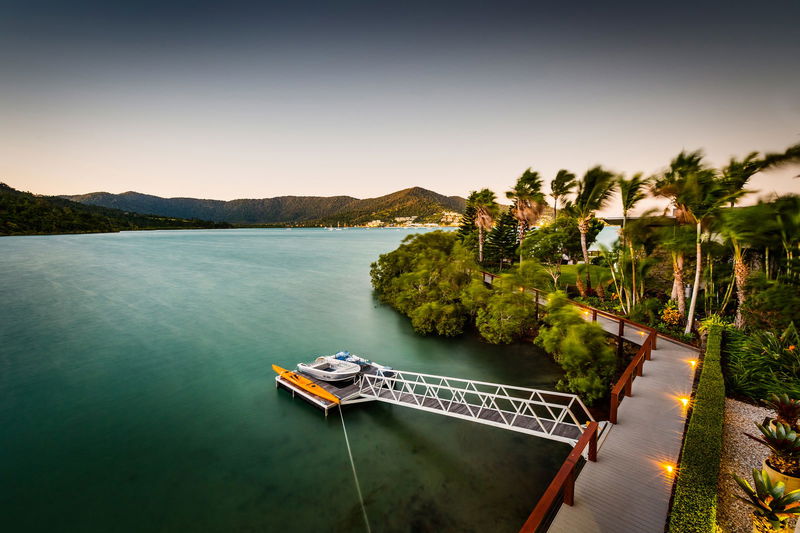 Aqua (With Car Parking)