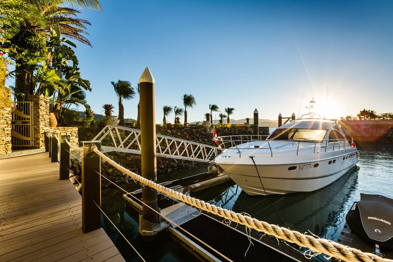 Aqua (With Car Parking)